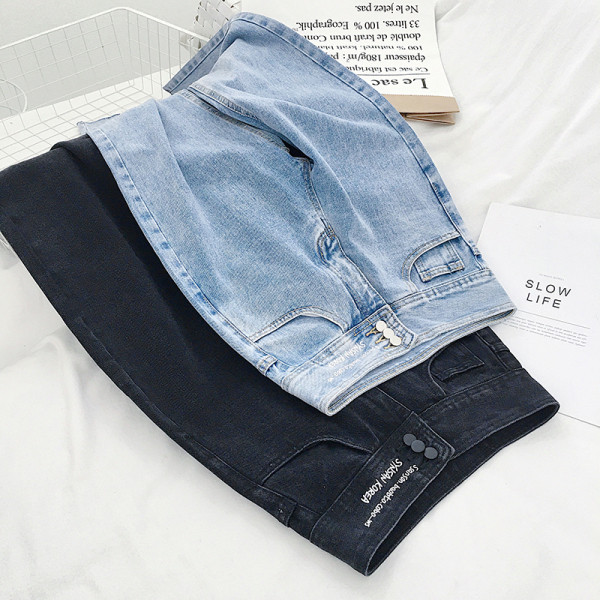 Ежедневни дамски дънки широк модел с копчета и висока талия