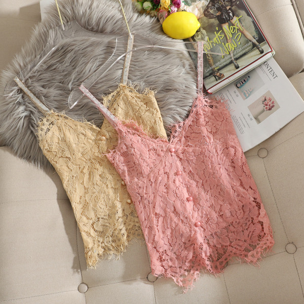 Дантелен дамски потник с тънки презрамки 