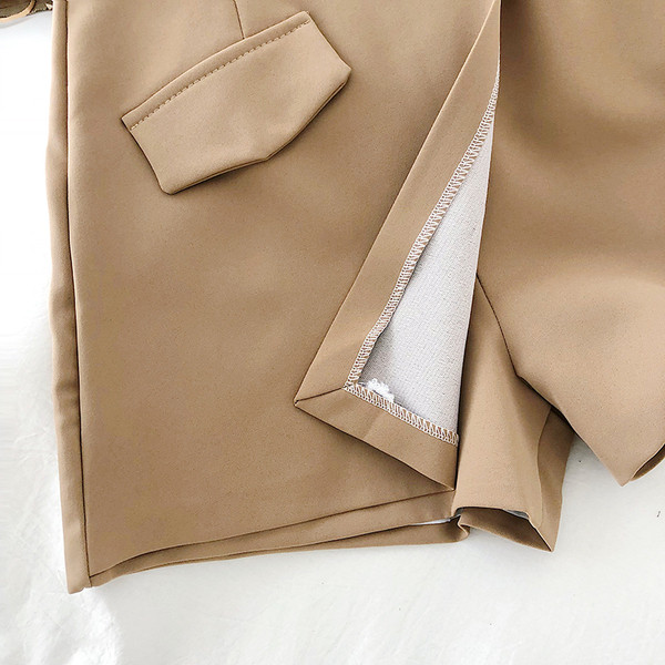 Къси дамски панталони с висока талия и А-линия