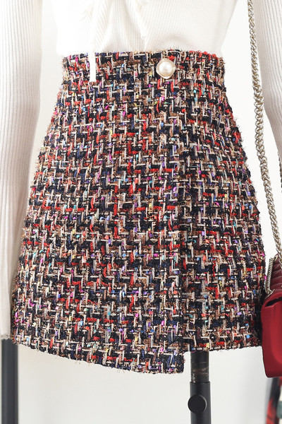 Нов модел дамска пола с висока талия и копче - асиметричен модел