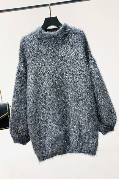 Модерен дамски пуловер с овално деколте и дълъг ръкав