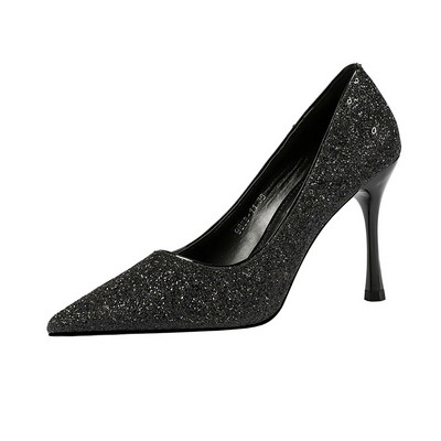 Elegáns női hegyes cipő 10 cm-es sarokkal, fényes hatással