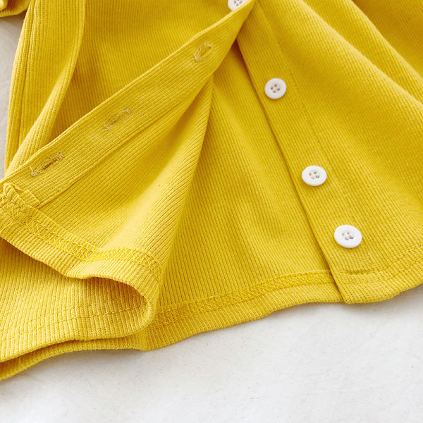 Ежедневна дамска риза с къс ръкав и копчета