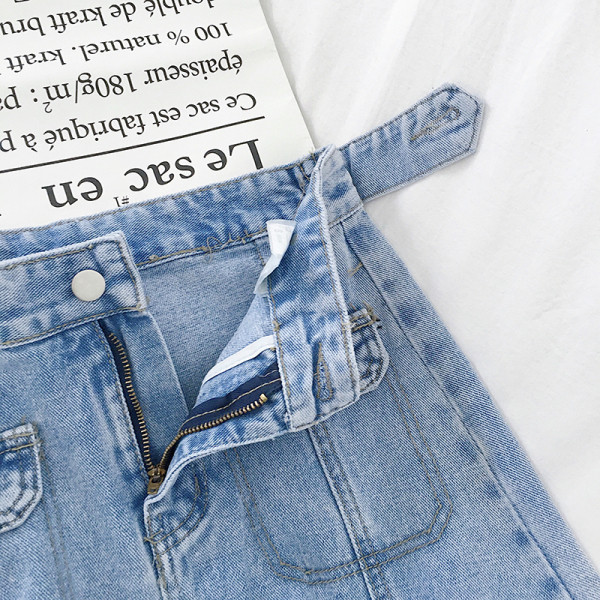 Modern női farmerszoknya, magas derékkal és A-vonallal