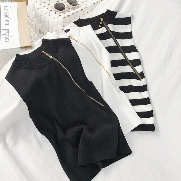 Modern női felső cipzárral és alacsony gallérral