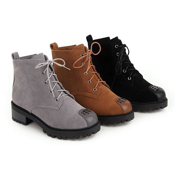 Öko velúrból készült tavaszi-őszi csizma fűzővel, lapos talppal