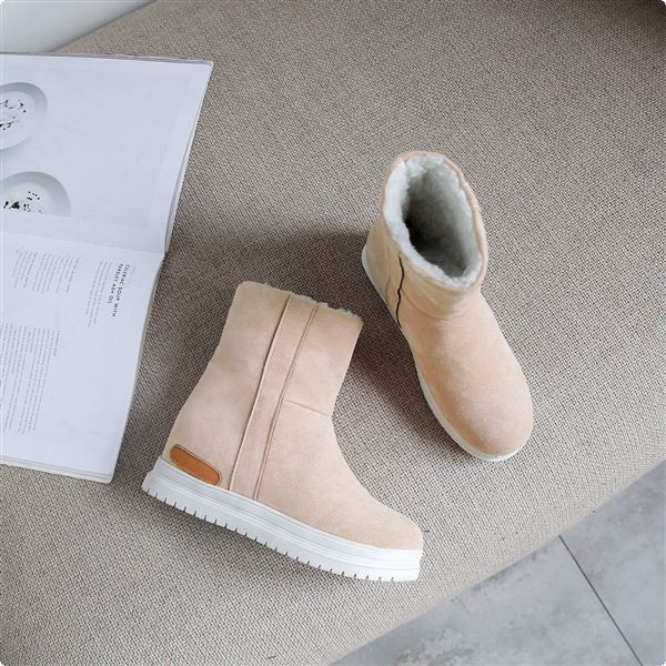 Öko velúrból készült modern női pehelycsizma rejtett platformmal