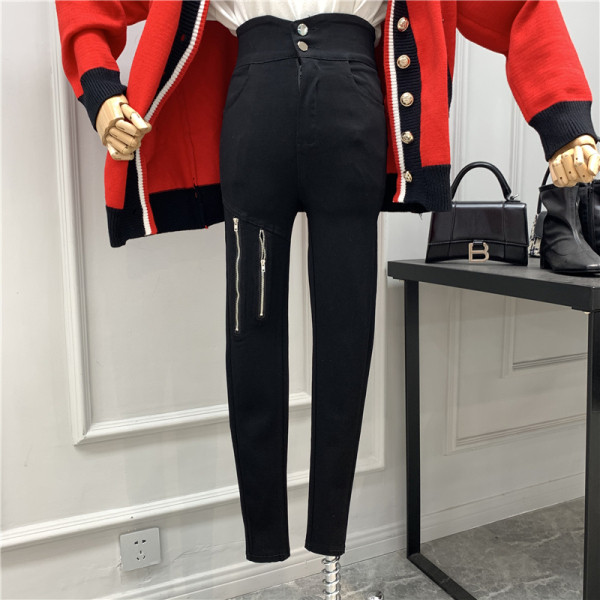 Fekete farmer Karcsú modell magas derékkal és cipzárral a nadrágszáron