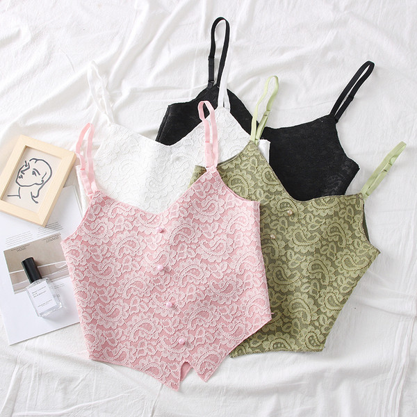 Modern női felső vékony pántokkal és gombokkal