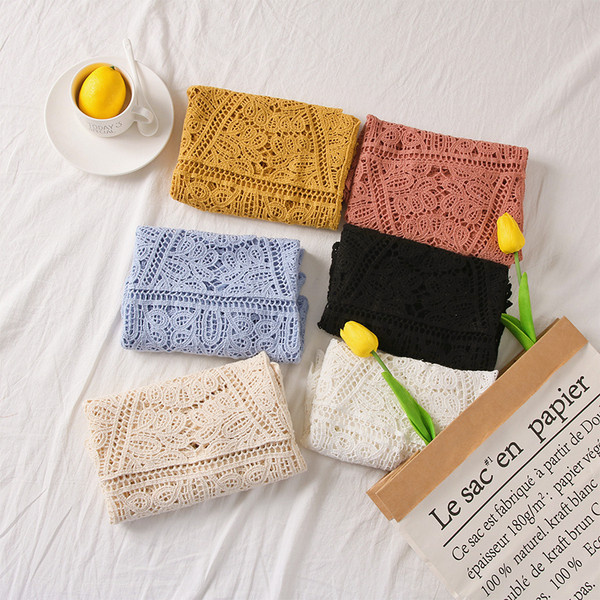 Modern női csipke felső V-nyakkal