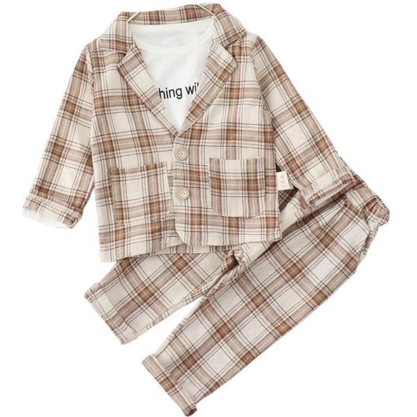 Trijų dalių languotas vaikiškas kostiumas mergaitėms - švarkas, kelnės ir palaidinė ilgomis rankovėmis