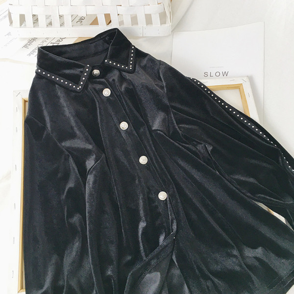 Fekete női bársony ing klasszikus gallérral és hosszú ujjal