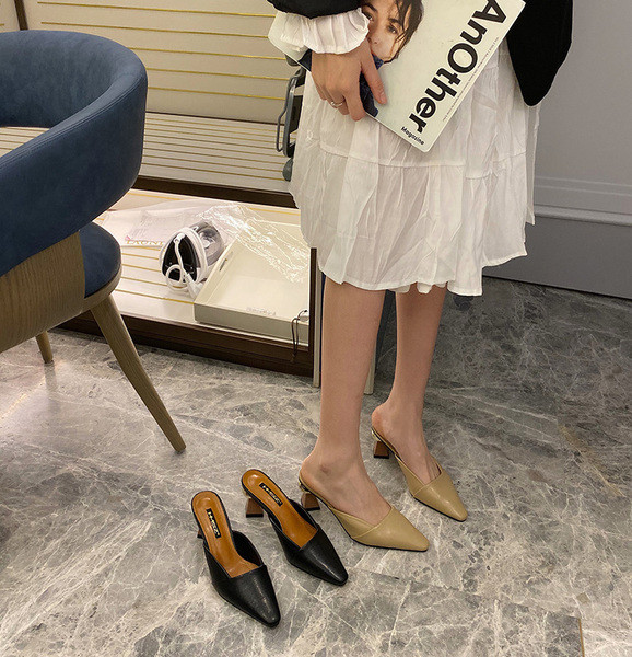 Elegáns női papucs eko bőrből, 7 cm-es sarokkal