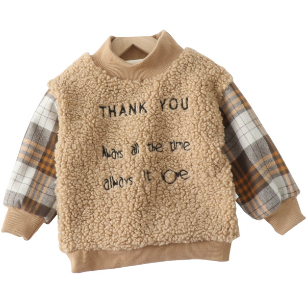 Gyermek bélelt pulóver kockás ujjakkal, magas gallérral és felirattal
