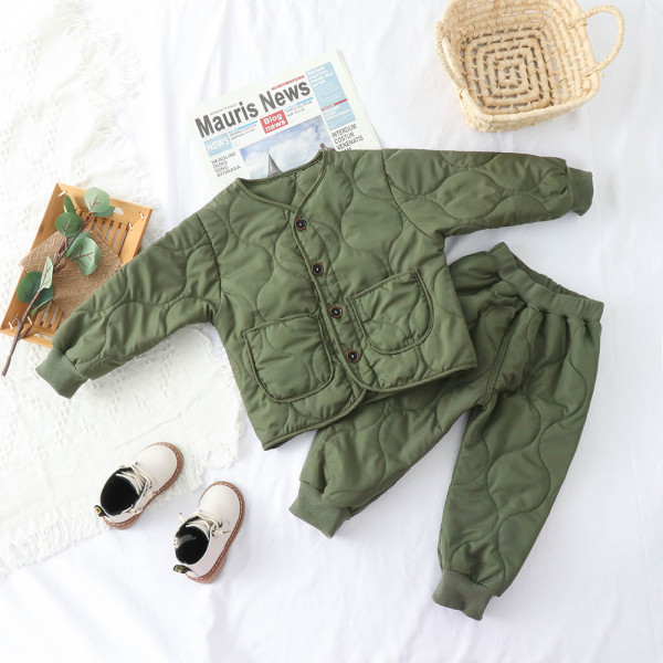 Téli gyerek szett béléssel lányoknak és fiúknak megfelelő kabáttal és nadrággal