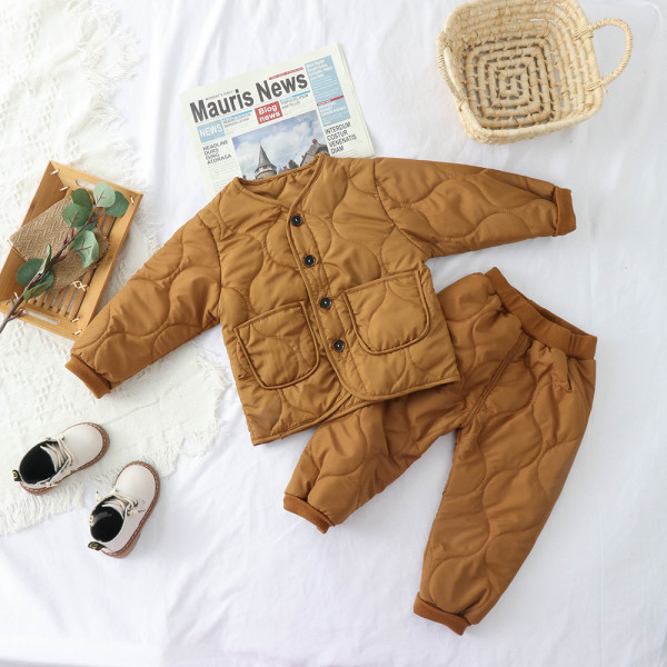 Téli gyerek szett béléssel lányoknak és fiúknak megfelelő kabáttal és nadrággal