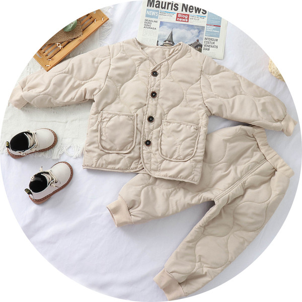 Téli gyerek szett béléssel lányoknak és fiúknak megfelelő kabáttal és nadrággal