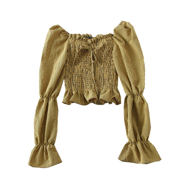 Kockás női blúz csónakos nyakkivágással és lótusz ujjakkal