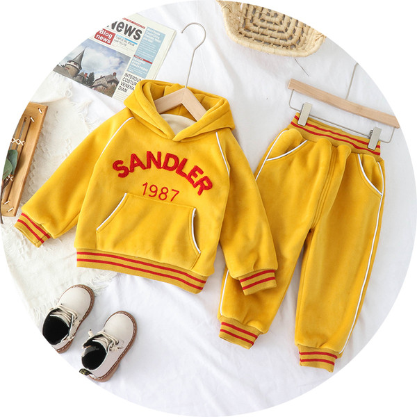 Két részből álló bársony sport gyerekszett - kapucnis pulóver és nadrág