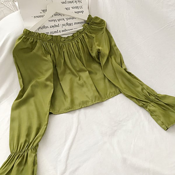 Lühike naiste särk nööpide ja pikkade varrukatega