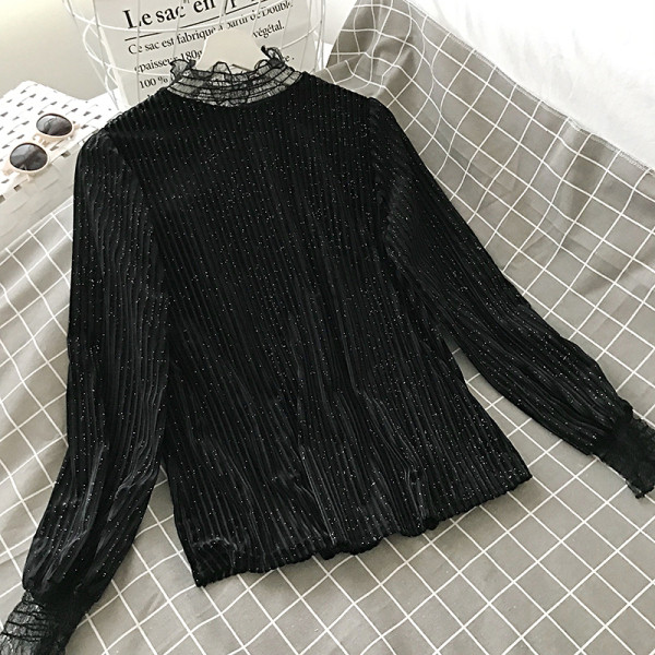 Modern női blúz hosszú ujjal és csipkével