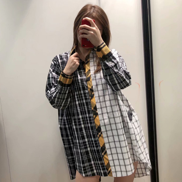 Kockás széles aszimmetrikus ing klasszikus gallérral és gombokkal