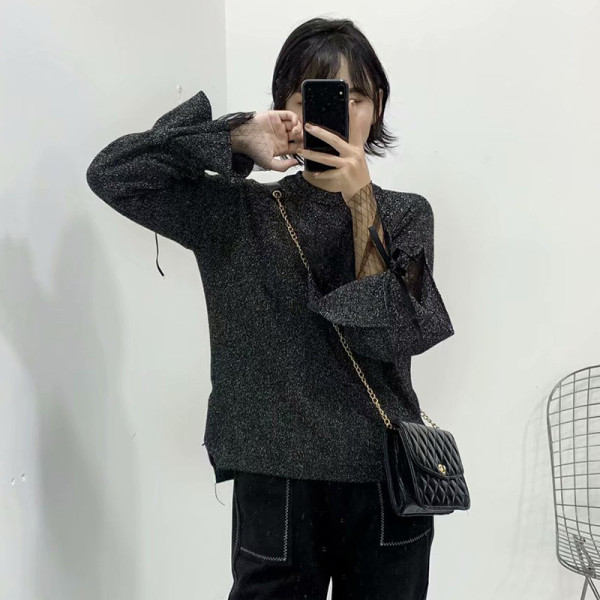 Új modell tavaszi vékony pulóver tülllel és megkötős ujjakkal