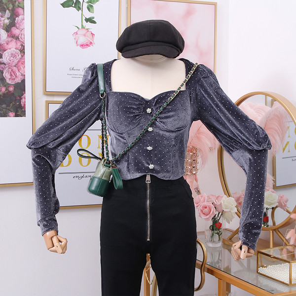 Új modell női blúz gombokkal és hosszú bársony ujjú