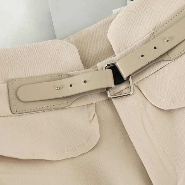 Női rövidnadrág széles modell magas derékkal