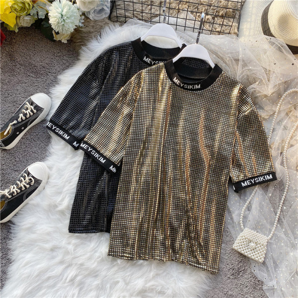 Új modell modern női póló fényes hatással, feliratokkal