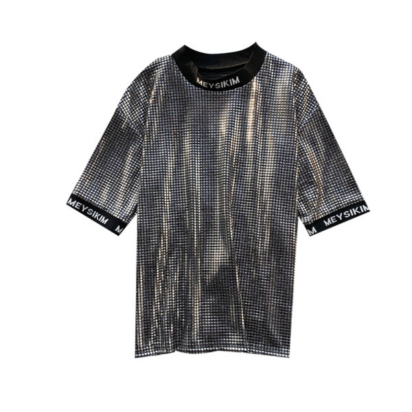 Új modell modern női póló fényes hatással, feliratokkal