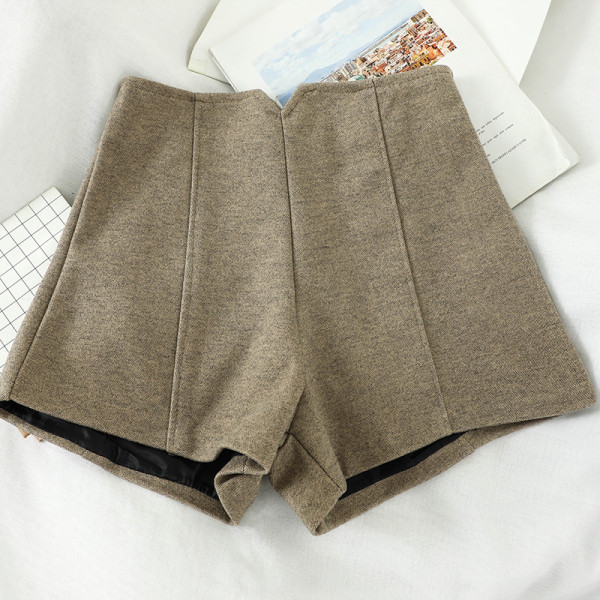 Lezser női rövidnadrág széles modell magas derékkal