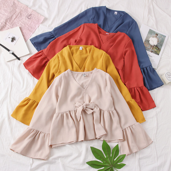 Modern női blúz lótusz ujjal és szalaggal - széles modell