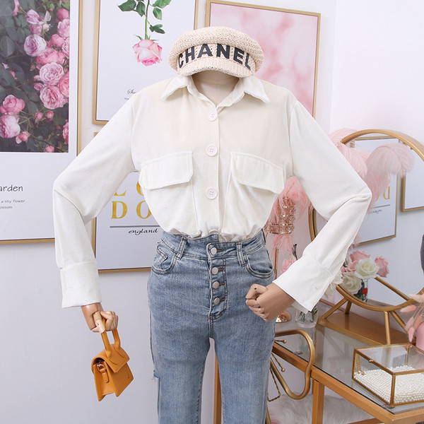 Modern női bársony ing klasszikus gallérral és nagy zsebekkel