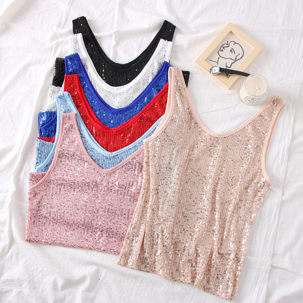 Új modell női felső pántokkal, spitz nyakkivágással és flitterekkel