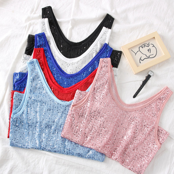 Új modell női felső pántokkal, spitz nyakkivágással és flitterekkel