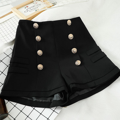 Дамски черни къси панталони с висока талия и копчета