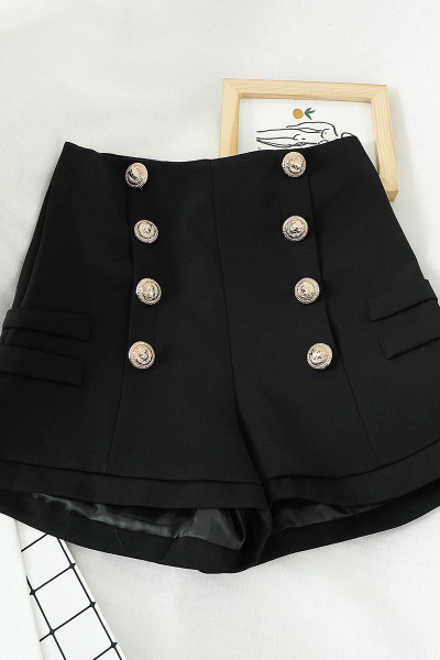 Női fekete rövidnadrág magas derékkal és gombokkal