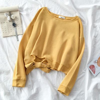 Lezser női blúz nyakkendővel és hosszú ujjal