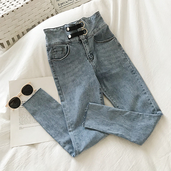 Modern női farmer magas derékkal és zsebekkel Karcsú modell