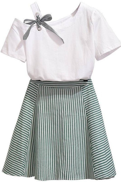 Modern női szett kétrészes póló + rövid szoknya