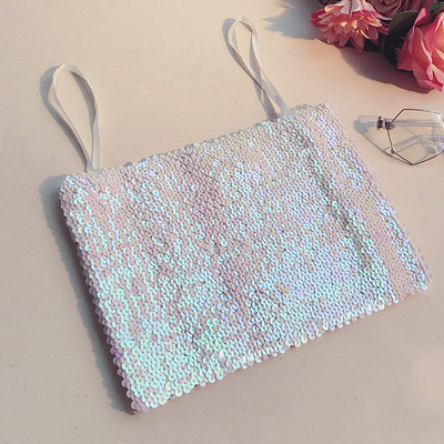 Testre szabott női melltartó flitterekkel és vékony pántokkal