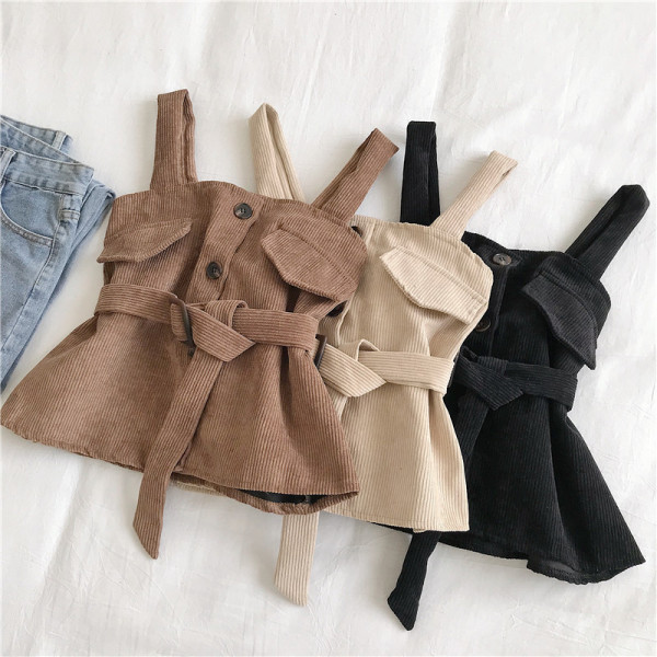 Modern női őszi-téli felső, gombokkal és derékövvel - két modell