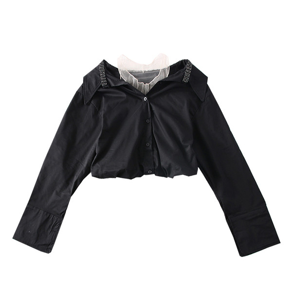 Női ing mély spitz nyakkivágással és széles ujjakkal