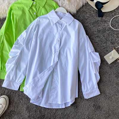 Női alkalmi ing klasszikus gallérral és széles ujjakkal