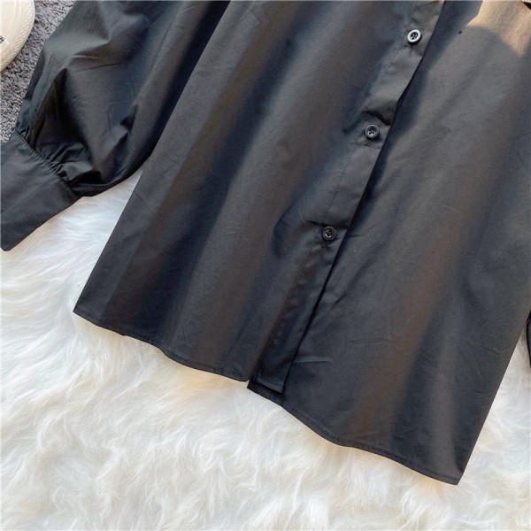 Női ing csipkegallérral és gombokkal fekete színben