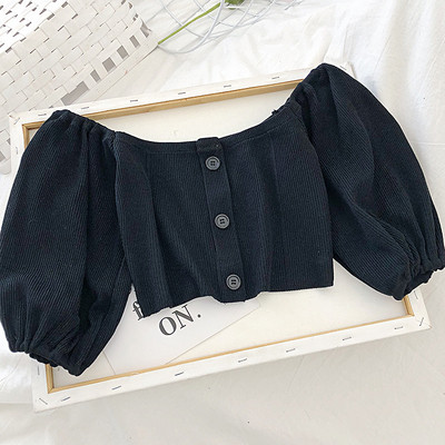 Rövid női blúz ejtett váll és 3/4 ujjú