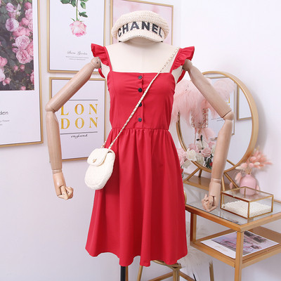 Női ruha pántokkal és gombokkal vágott modell