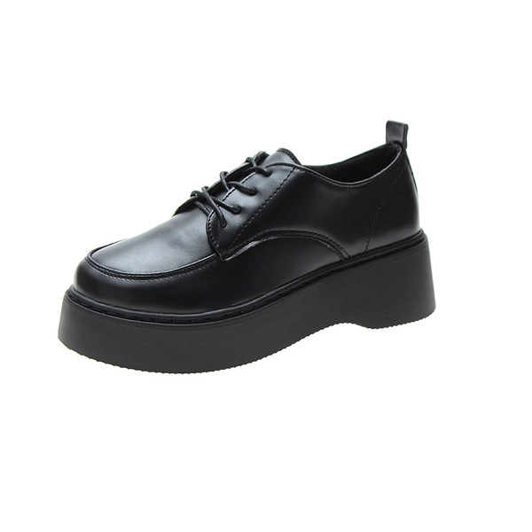 Női bőr alkalmi cipő lapos talppal, fekete színben - két modell