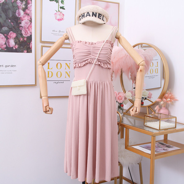 Modern női ruha pántokkal - vágott modell